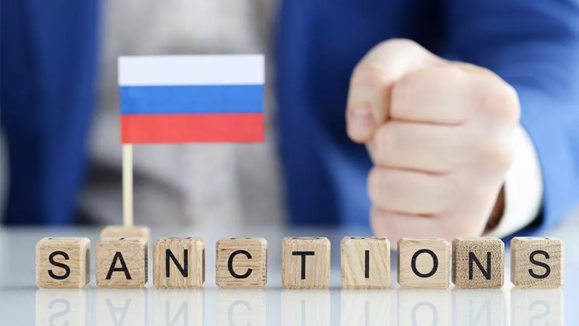 Отрежут от всего: чем грозят России новые санкции